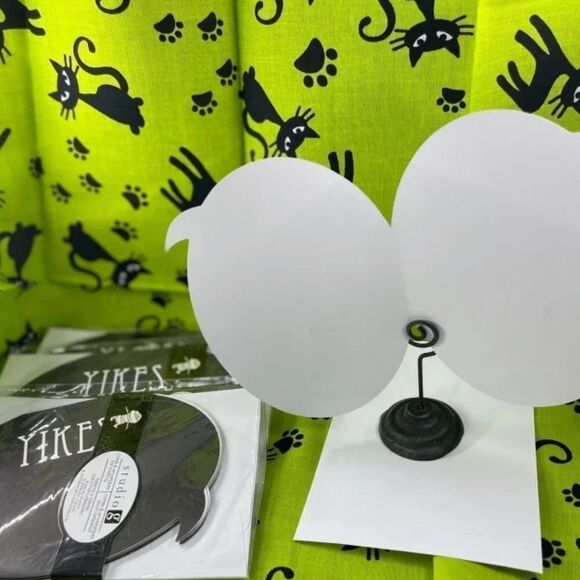 23 NEW! “Yikes” You're Scary Awesome Halloween Card is ready to help you celebra - Picture 5 of 7